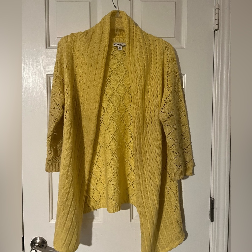 Kim Rogers Yellow sweater long sleeve